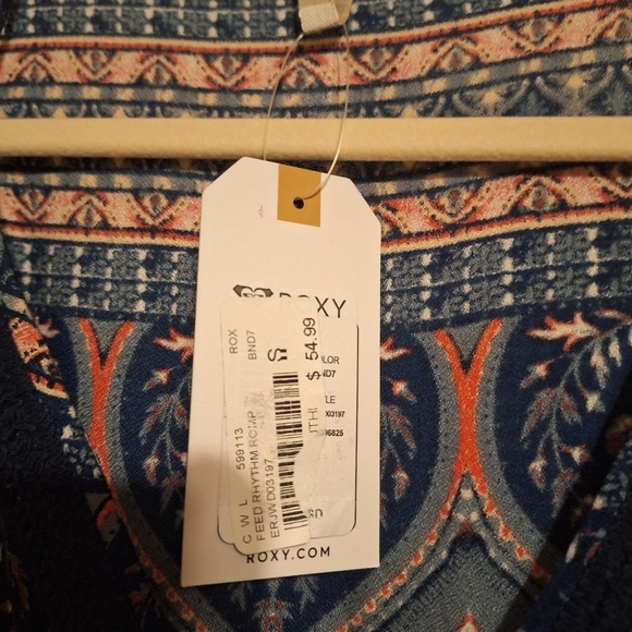 Roxy southwest print romper shorts NWT ptp 18"x30"L.          2.5 inseam - Picture 3 of 6